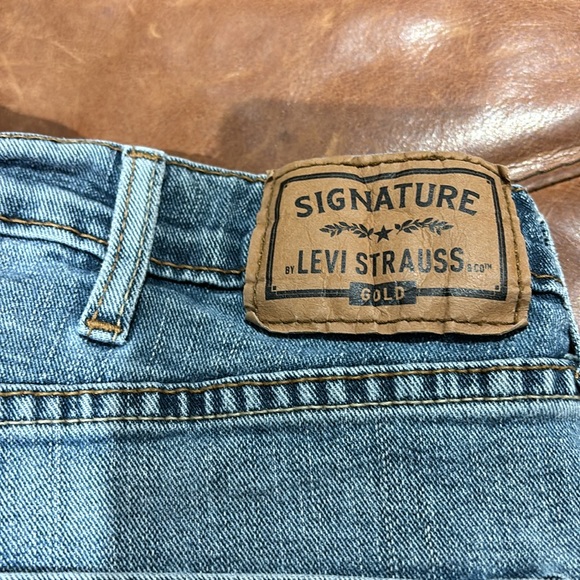 Levi Strauss Signature Gold Mens Jeans 42 x 32 Relaxed Fit - Picture 2 of 7